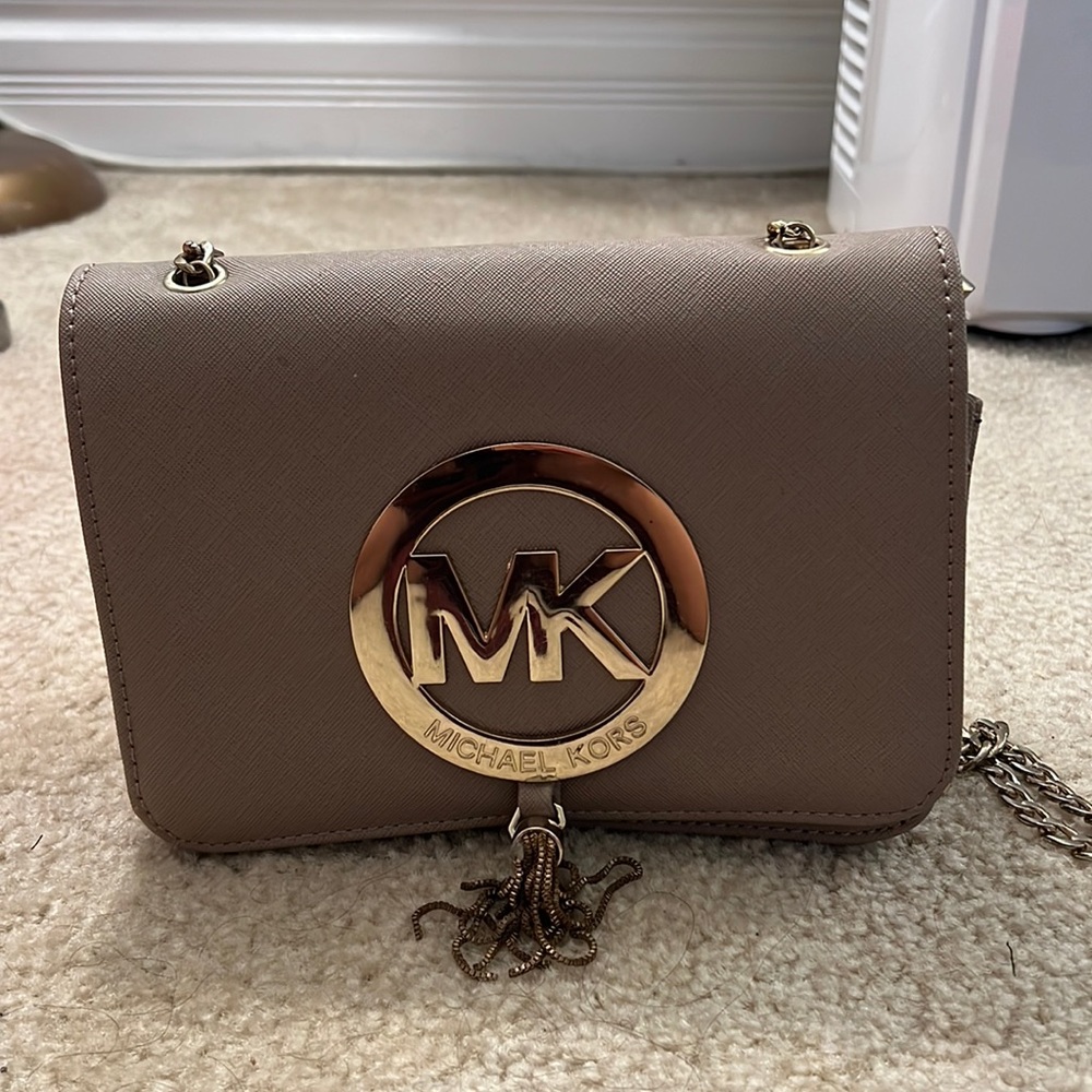 Michael kors purse